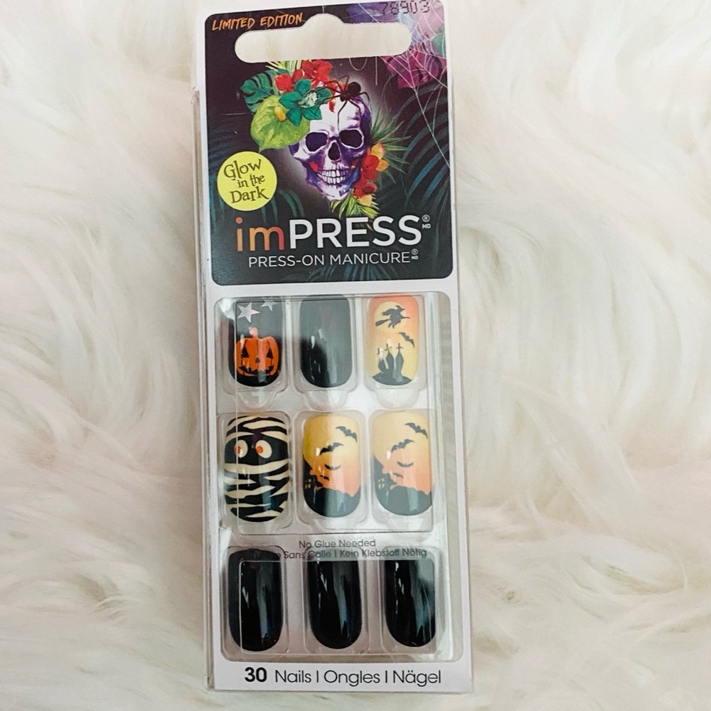Impress Halloween Nails